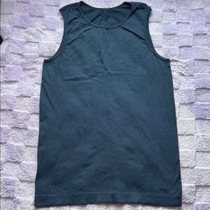 Zyia Parallel Dark Blue Tank Top